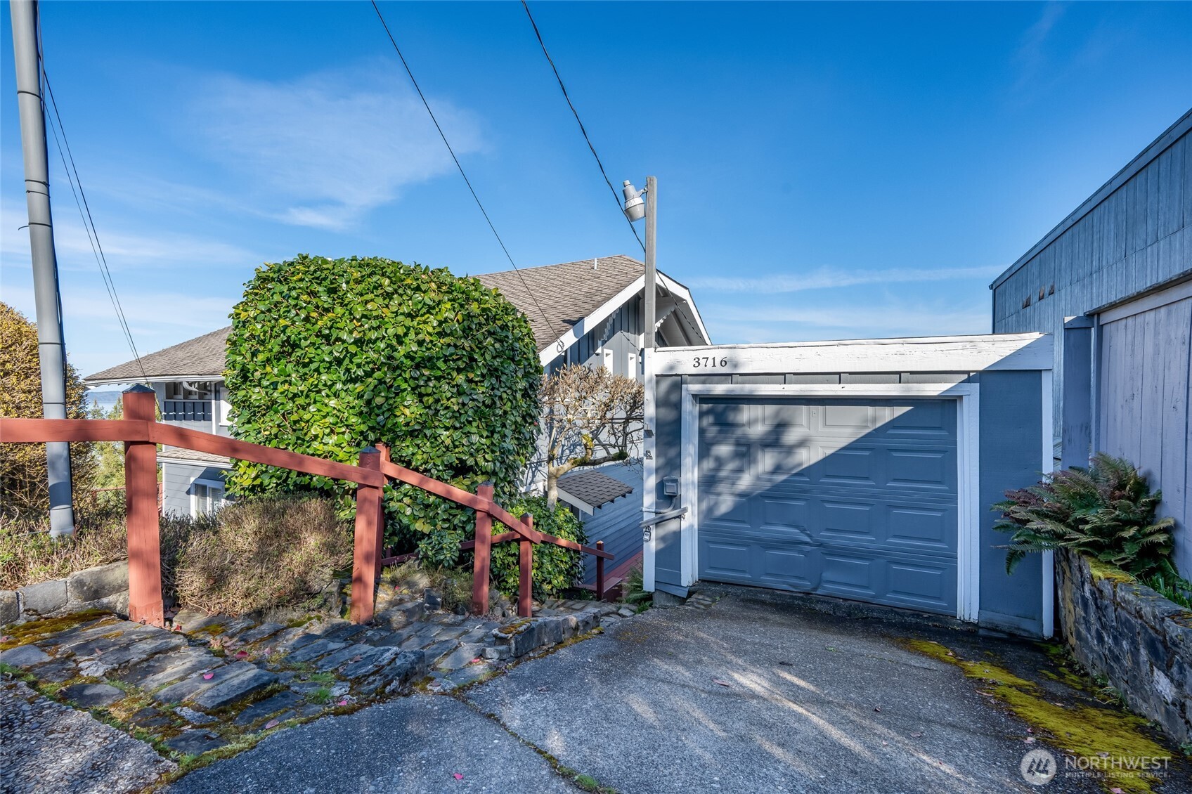 3716 N 39th Street
