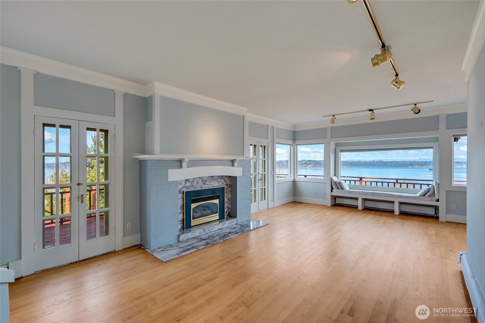 3716 N 39th Street