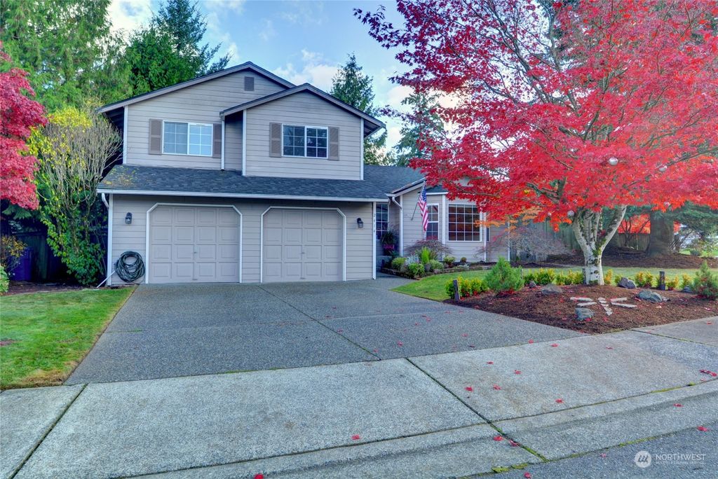 Photo of 2414 101st Street SE, Everett, WA 98208 (MLS # 2174834)