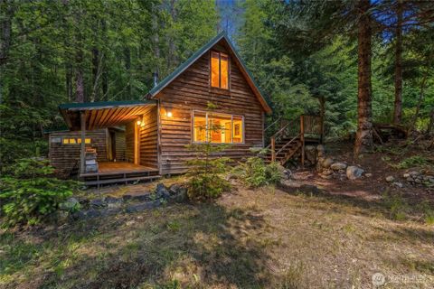 Photo of 133 A Hinkle Tinkle Lane, Packwood, WA 98361 (MLS # 2539156)