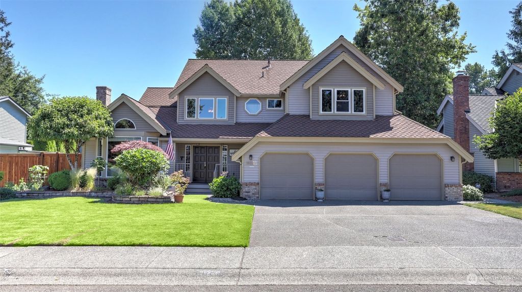 Photo of 18220 160th Avenue SE, Renton, WA 98058 (MLS # 2261874)