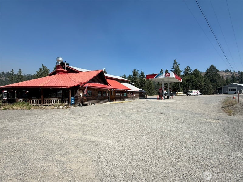 16267 Hwy 21 N