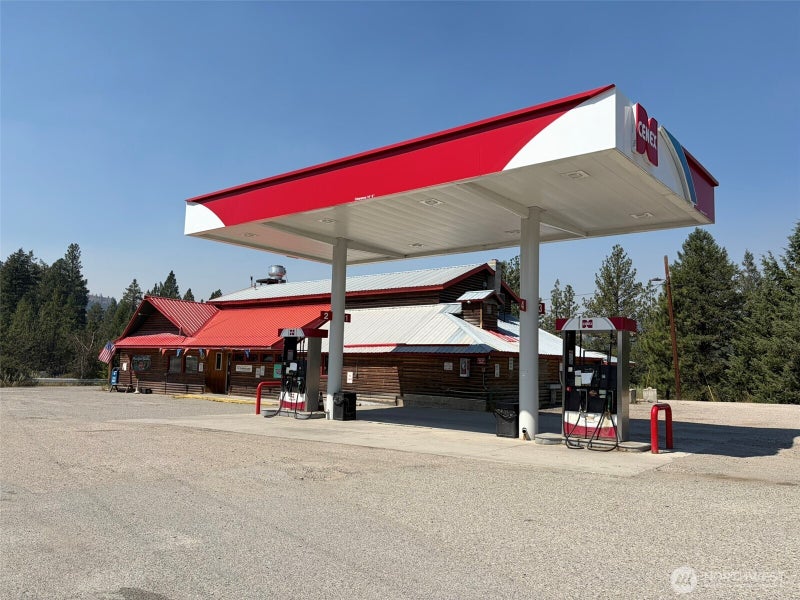 16267 Hwy 21 N