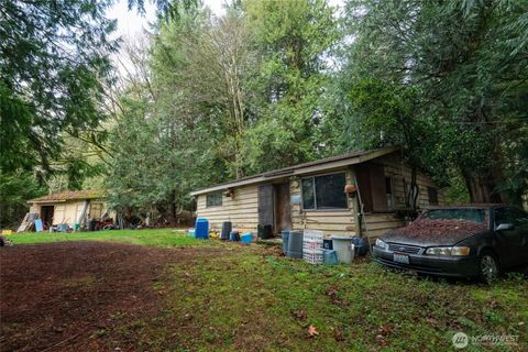 Photo of 21025 196th Avenue SE, Renton, WA 98058 (MLS # 2464116)
