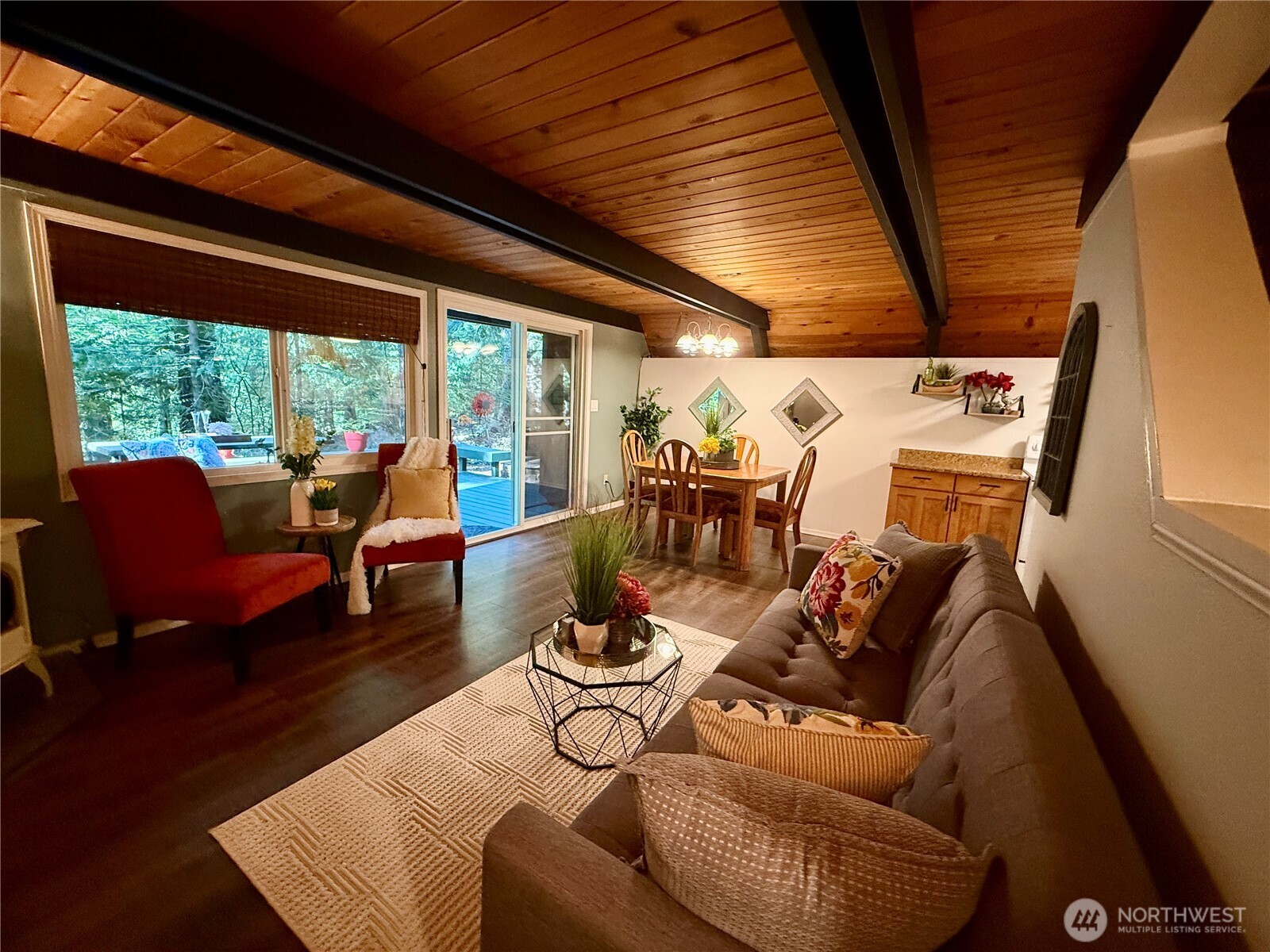 31 N Dosewallips Place