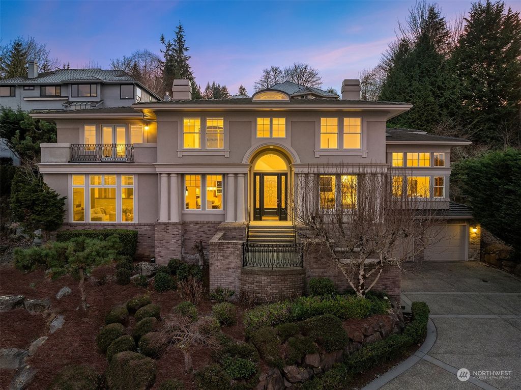 Photo of 17255 SE 57th Place, Bellevue, WA 98006 (MLS # 2191834)