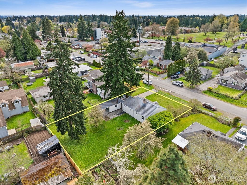 Photo of 12448 Occidental Ave South Ave, Seattle, WA 98168 (MLS # 2357908)