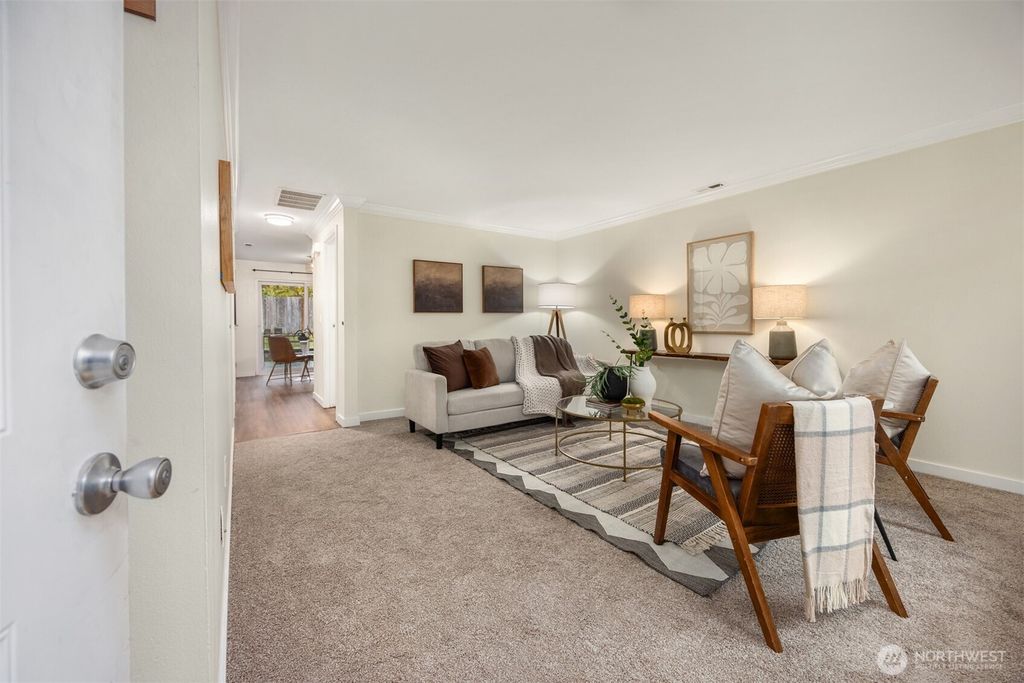 Photo of 18520 SE 136th Street, Renton, WA 98059 (MLS # 2452555)