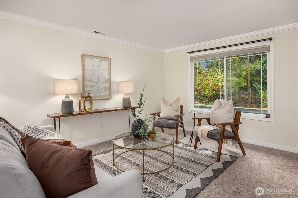 Photo of 18520 SE 136th Street, Renton, WA 98059 (MLS # 2452555)