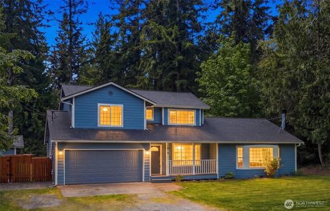 Photo of 1719 Hemlock Drive, Camano Island, WA 98282 (MLS # 2527654)