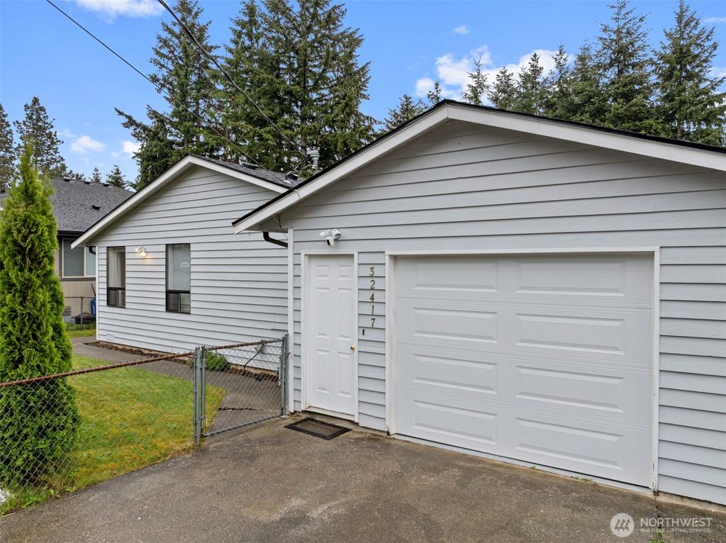 Photo of 32417 2nd Avenue, Black Diamond, WA 98010 (MLS # 2522933)