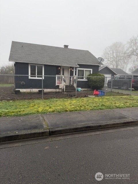 Photo of 15406 Grant Avenue SW, Lakewood, WA 98498 (MLS # 2475864)