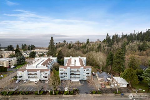 21925 7th Avenue S 101 Des Moines WA 98198