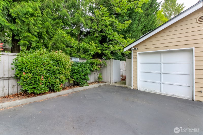 1426 S 308th Lane
