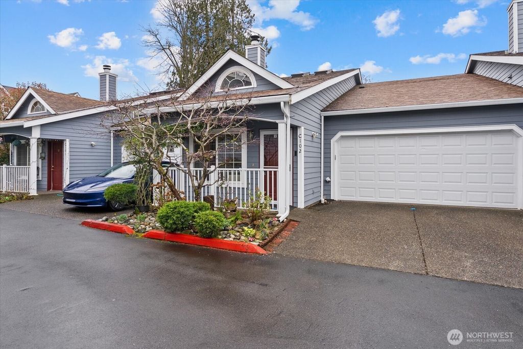 Photo of 10501 SE 250th Place #C102, Kent, WA 98031 (MLS # 2495312)