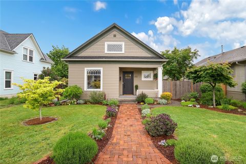 222 N Oak Street Centralia WA 98531
