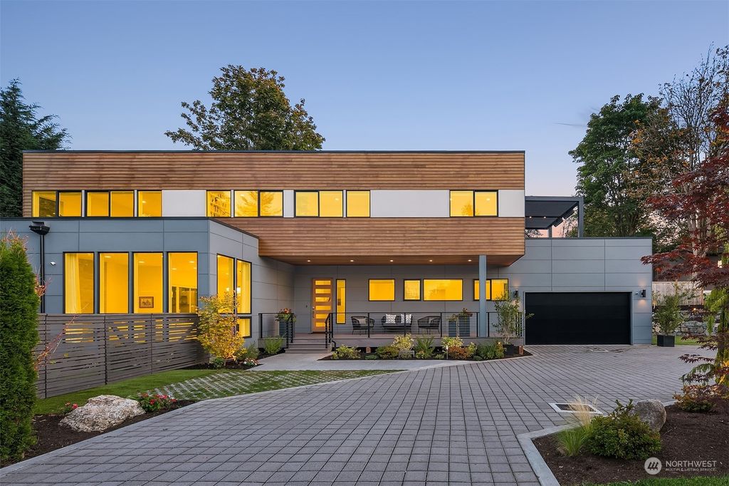 Photo of 517 18th Avenue, Kirkland, WA 98033 (MLS # 2163961)