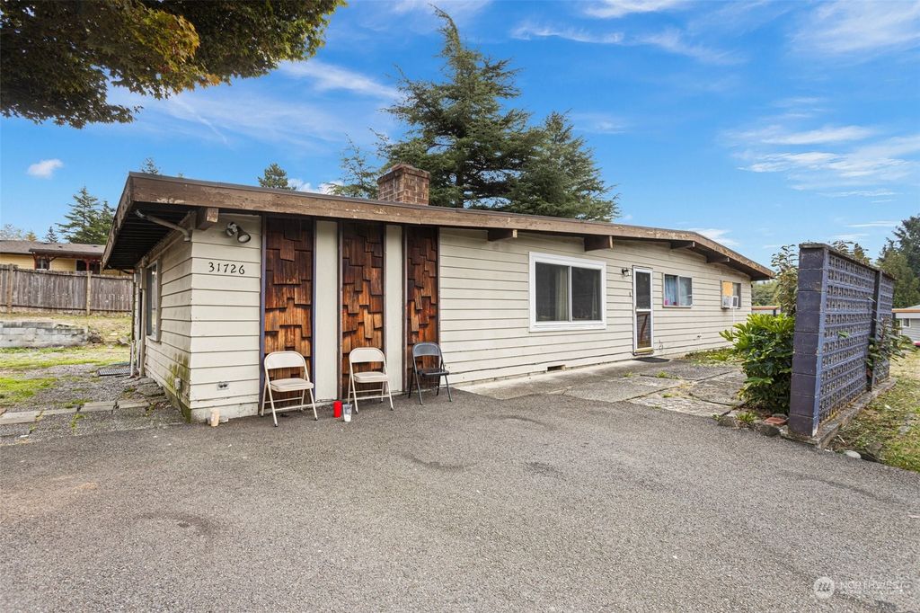 Photo of 31726 6th Avenue S, Federal Way, WA 98003 (MLS # 2168829)