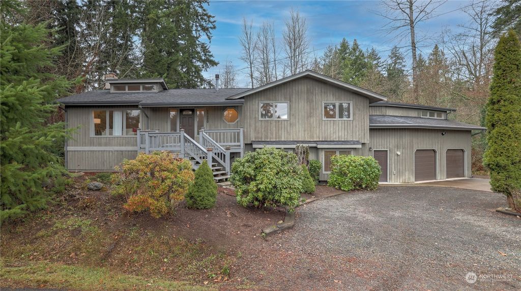 Photo of 18820 SE 134th Street, Renton, WA 98059 (MLS # 2184717)