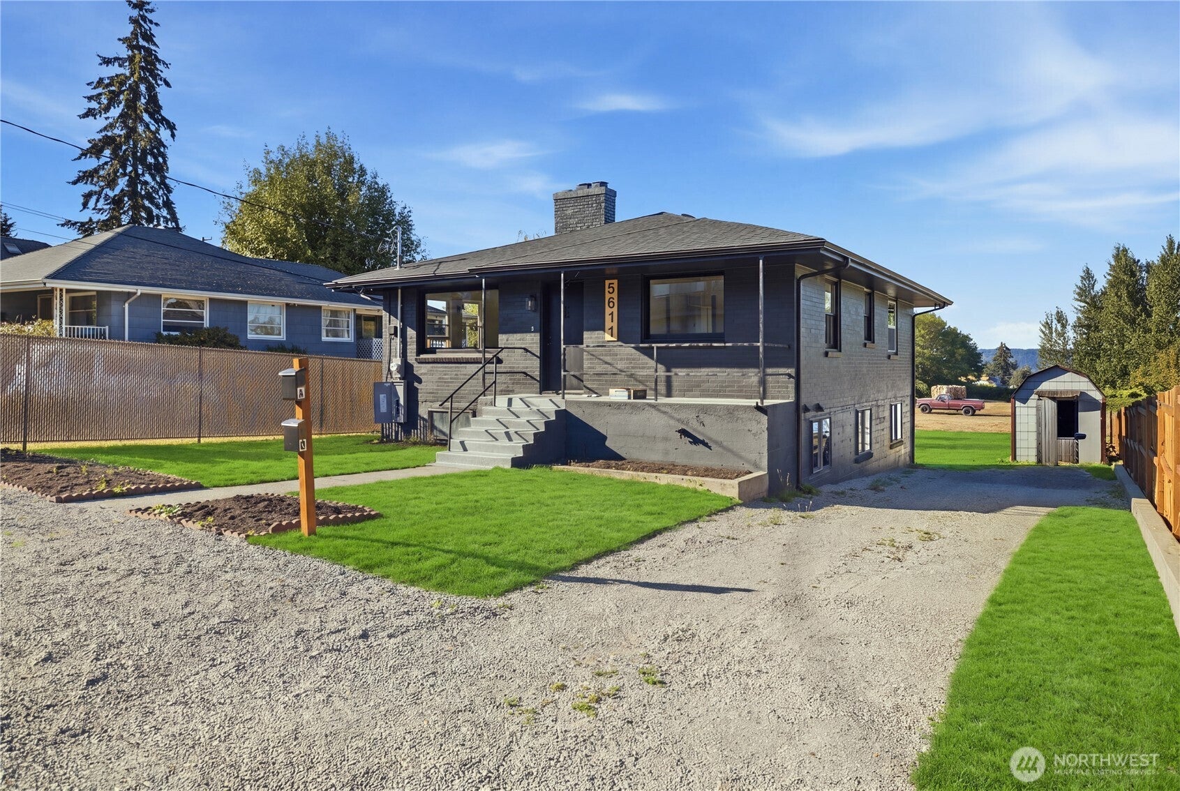 5611 N 48th Street