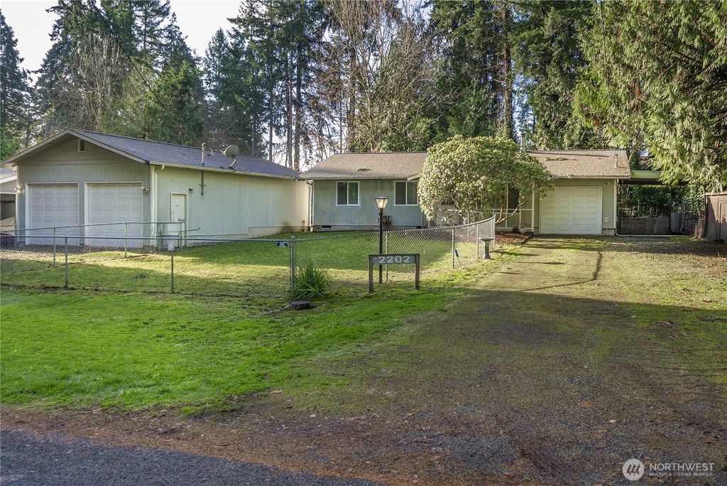 Photo of 2202 Tacoma Point Drive E, Lake Tapps, WA 98391 (MLS # 2460217)