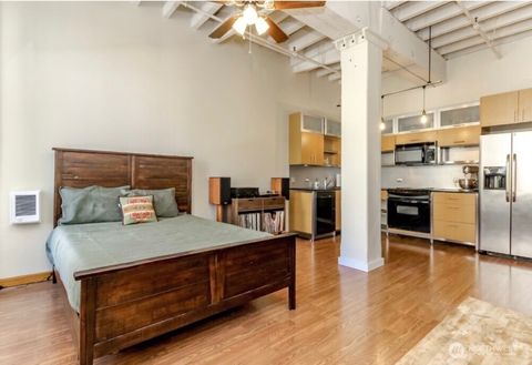 1120 Cliff Street 211 Tacoma WA 98402