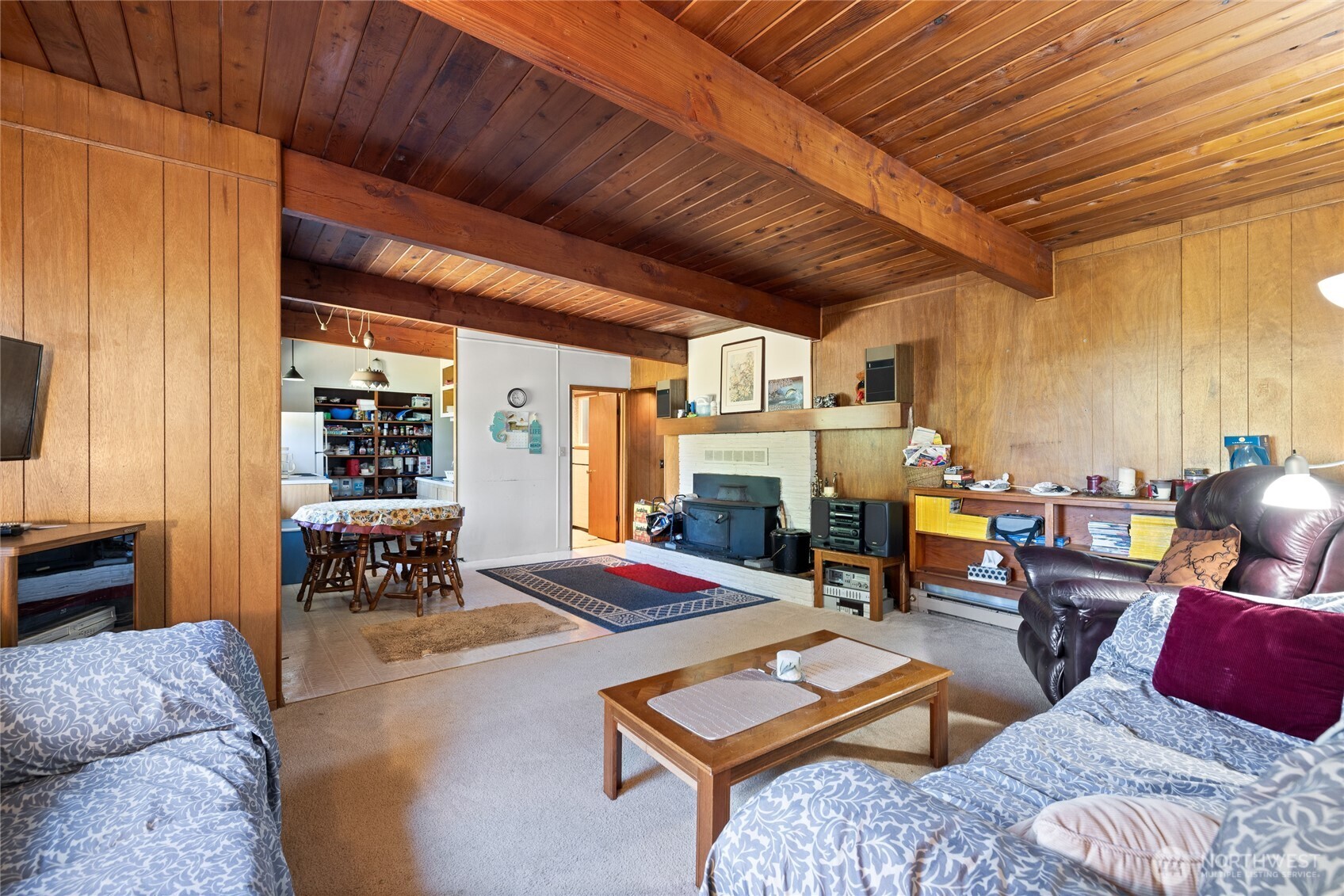 324 Mizzen Avenue NW
