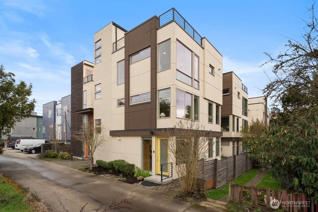 Photo of 5017 Fauntleroy Way SW #B, Seattle, WA 98136 (MLS # 2483449)