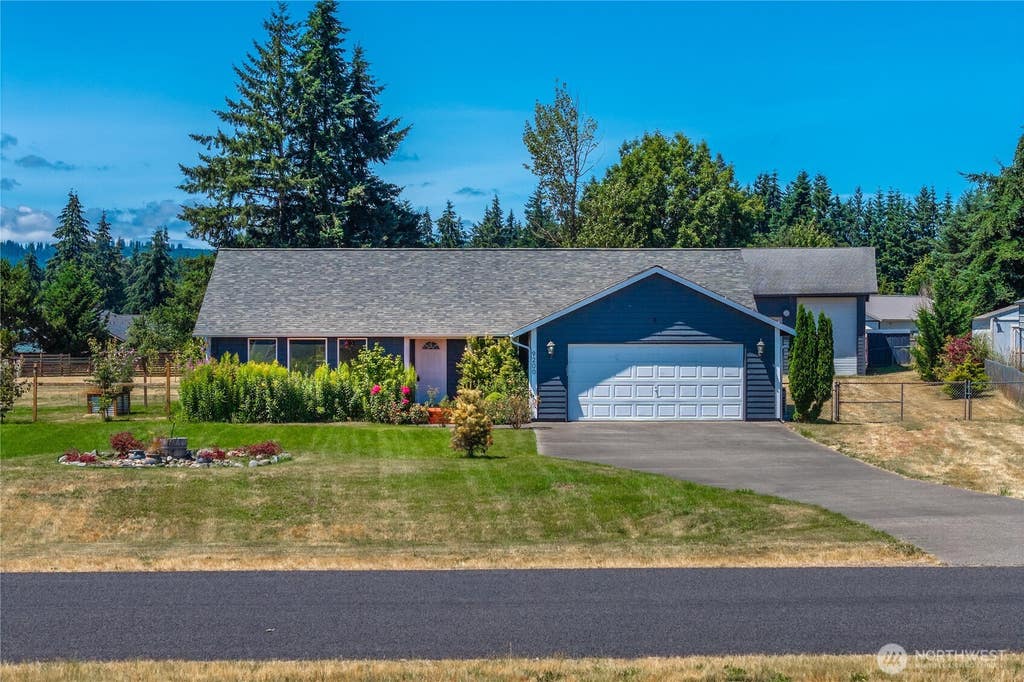 Photo of 9200 Applegate Loop SW, Rochester, WA 98579 (MLS # 2552740)