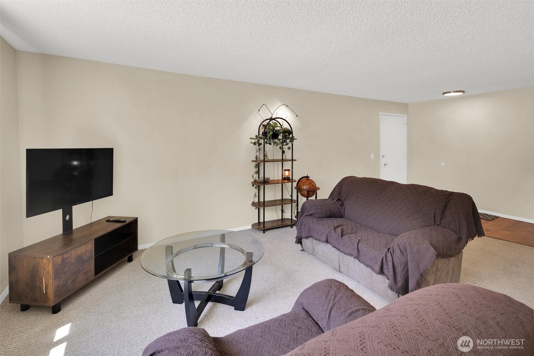 330 Elm Street 201
