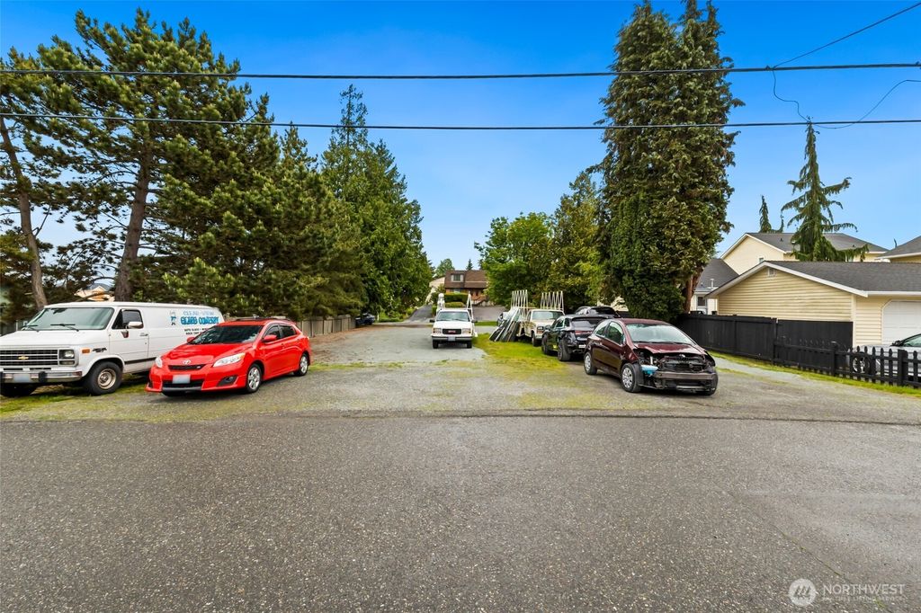 Photo of 4318 Hoyt Avenue, Everett, WA 98201 (MLS # 2460599)
