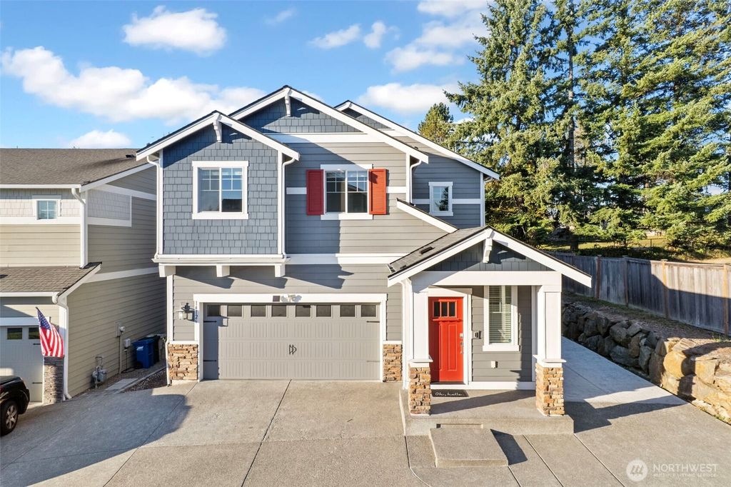 Photo of 14126 SE 240th Place, Kent, WA 98042 (MLS # 2445704)