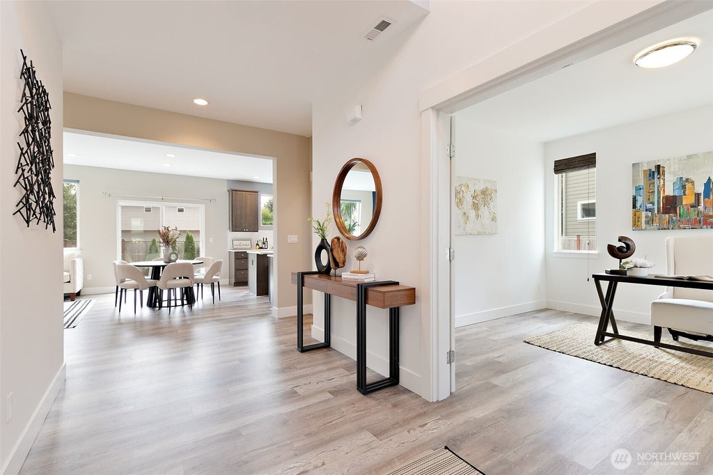 Photo of 4913 NE 1st Street, Renton, WA 98059 (MLS # 2558682)