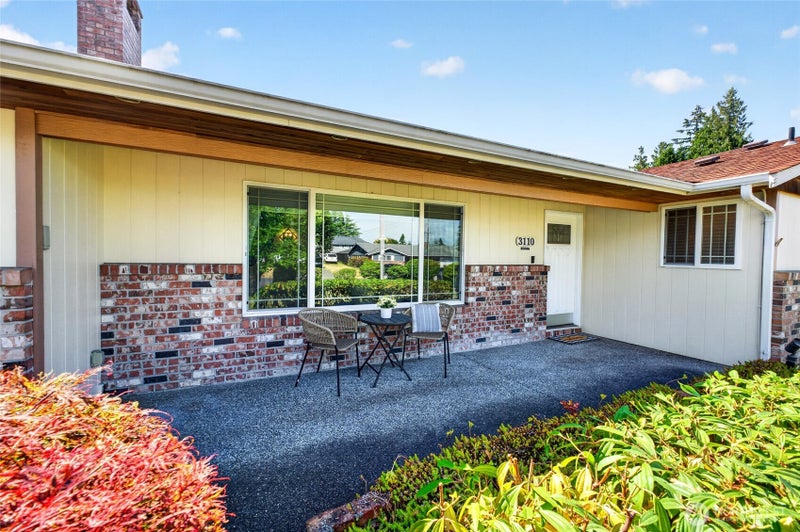 3110 15th Street Pl SW