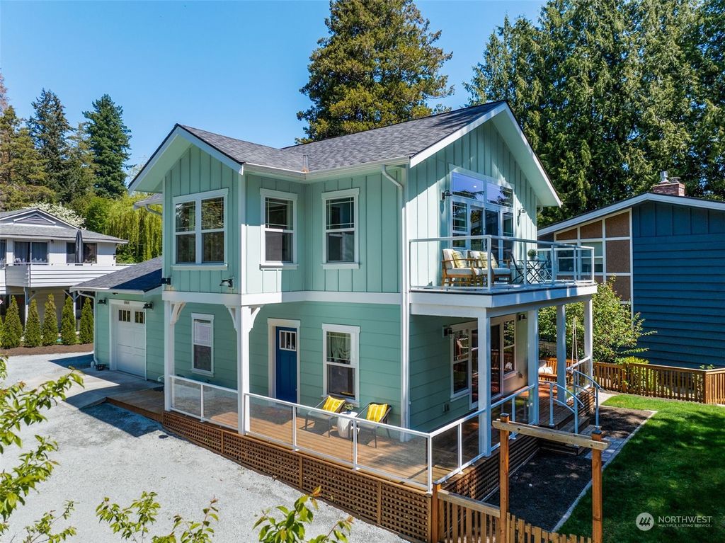 Photo of 1735 A N 128th Street, Seattle, WA 98133 (MLS # 2233724)