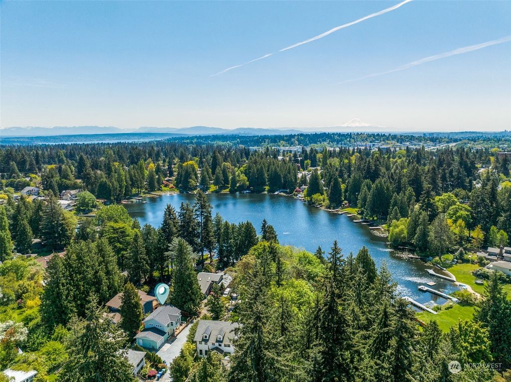 Photo of 1735 A N 128th Street, Seattle, WA 98133 (MLS # 2233724)