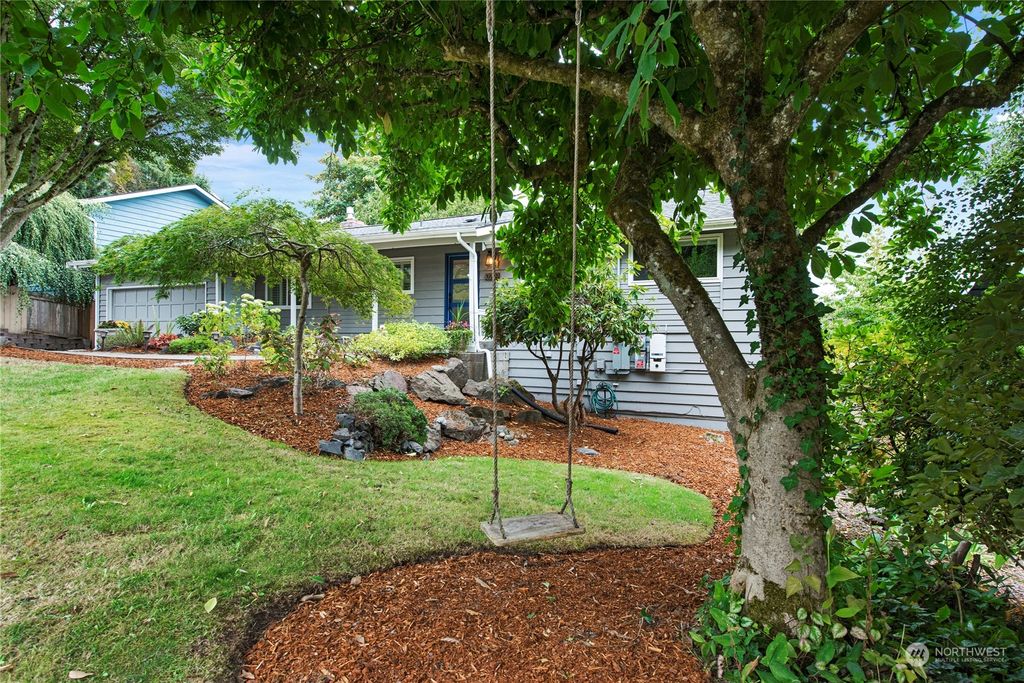 Photo of 10209 NE 198th Street, Bothell, WA 98011 (MLS # 2162091)