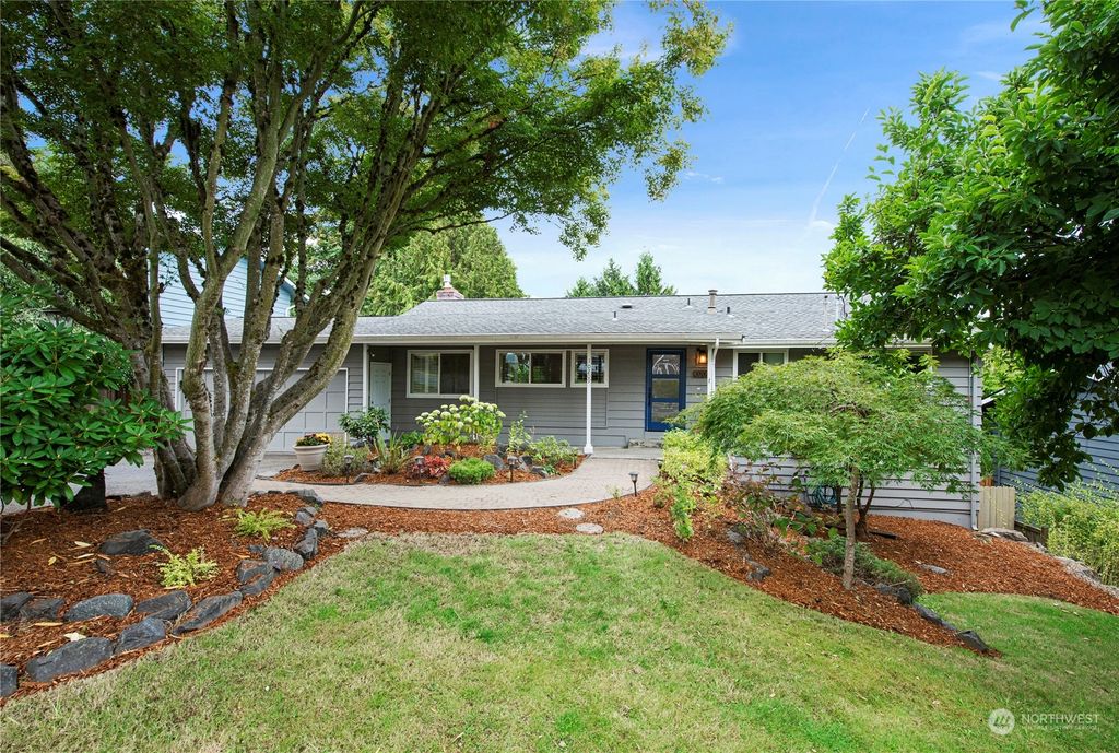 Photo of 10209 NE 198th Street, Bothell, WA 98011 (MLS # 2162091)