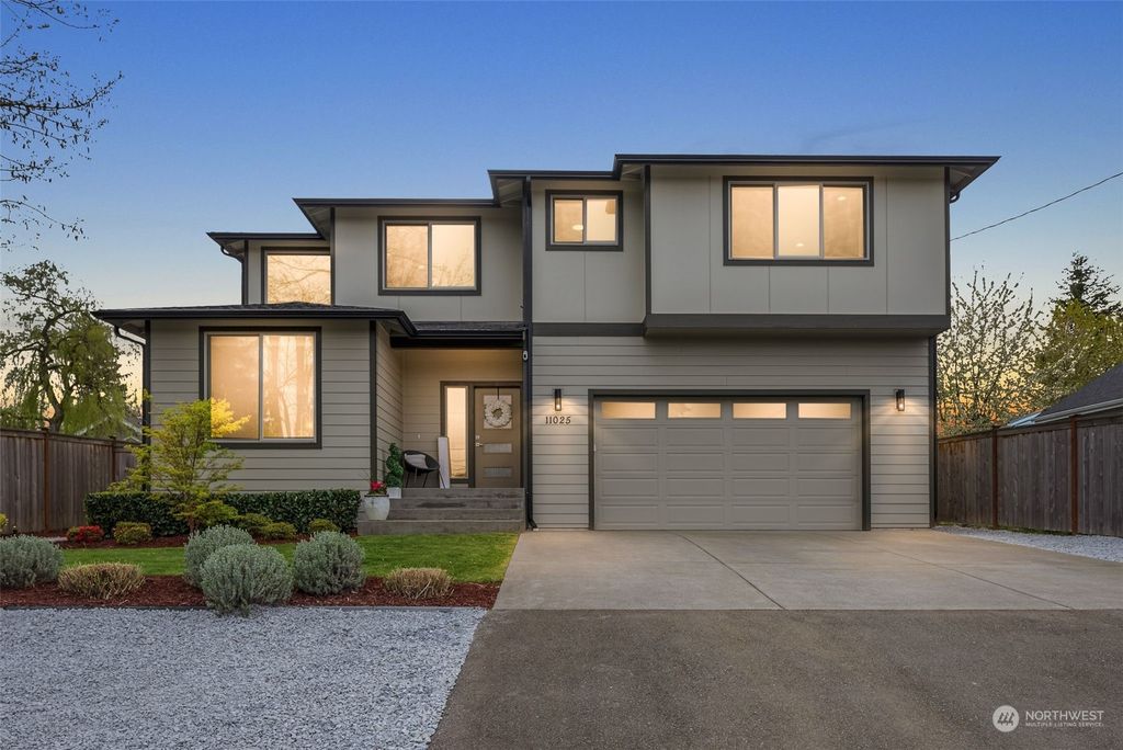 Photo of 11025 11th Avenue SW, Seattle, WA 98146 (MLS # 2216295)