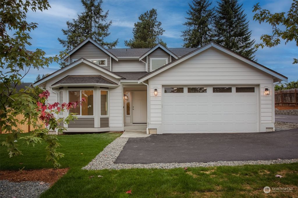 Photo of 14040 SE 200th Street, Kent, WA 98042 (MLS # 2150875)