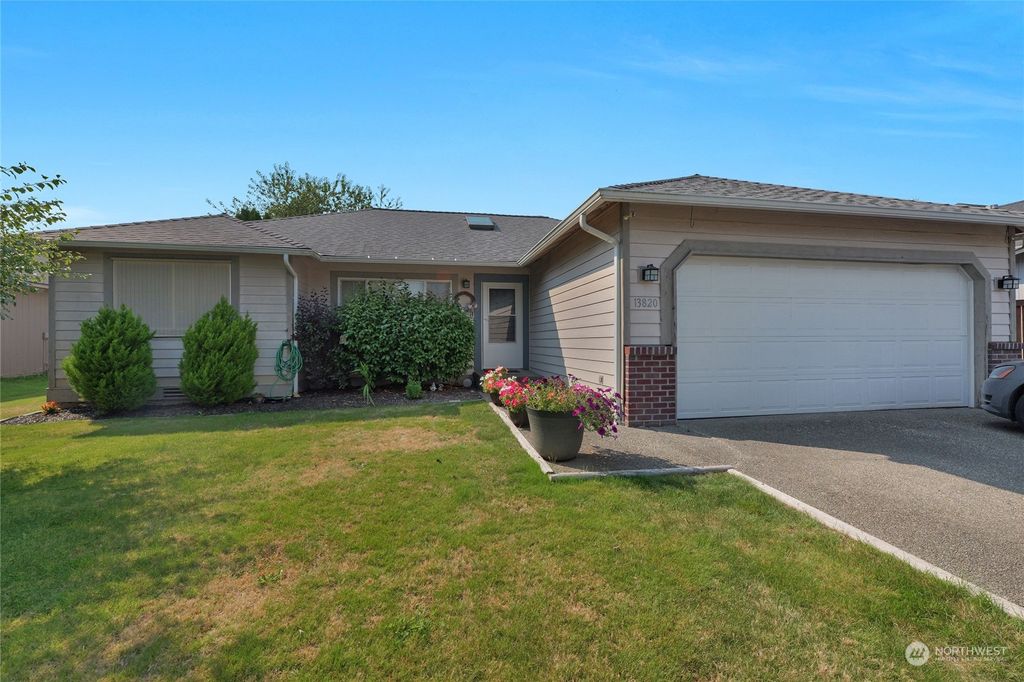 Photo of 13820 53rd Avenue NE, Marysville, WA 98271 (MLS # 2289294)