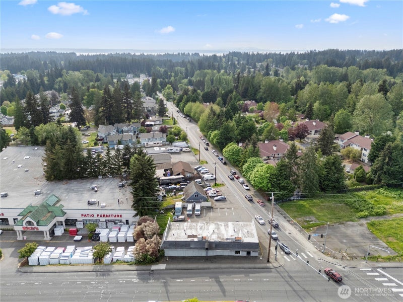 16404 Highway 99