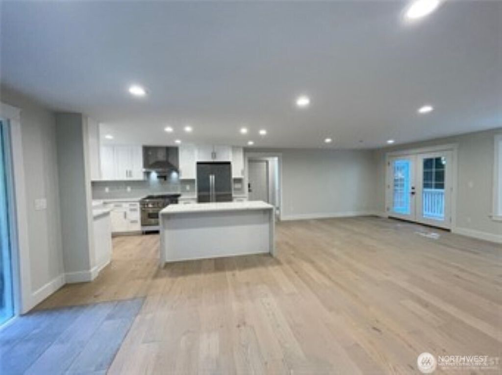 Photo of 4533 87th Avenue SE, Mercer Island, WA 98040 (MLS # 2471751)