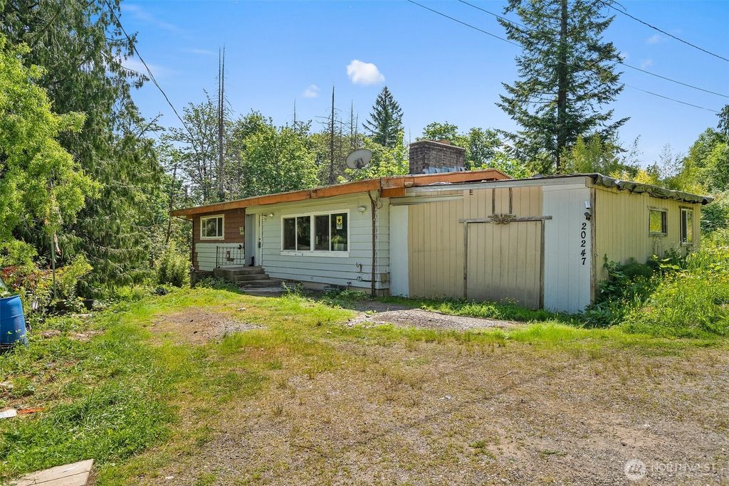 Photo of 20247 SE 206th Street, Maple Valley, WA 98038 (MLS # 2386278)