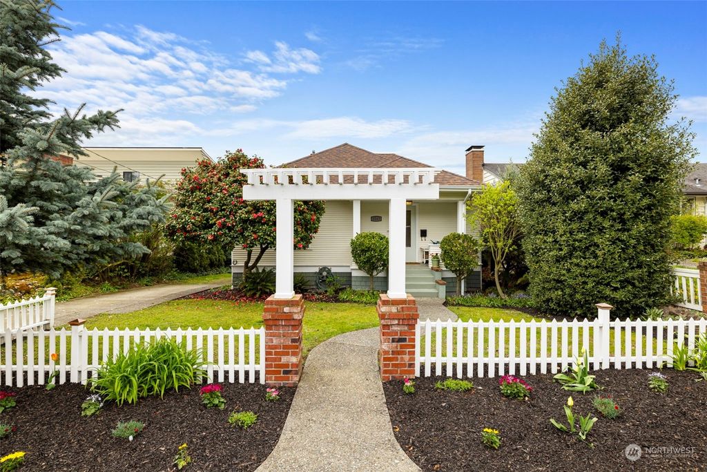 Photo of 3243 13th Avenue W, Seattle, WA 98119 (MLS # 2211519)