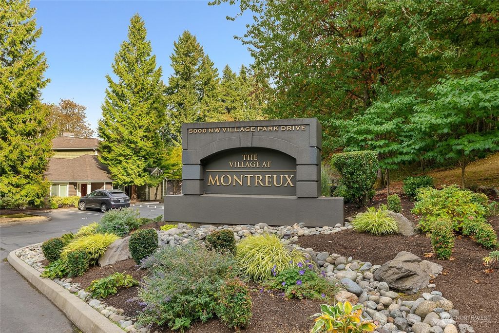 Photo of 5000 NW Village Park Drive #e125, Issaquah, WA 98027 (MLS # 2000309)
