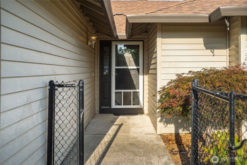 3705 NE 157th Avenue