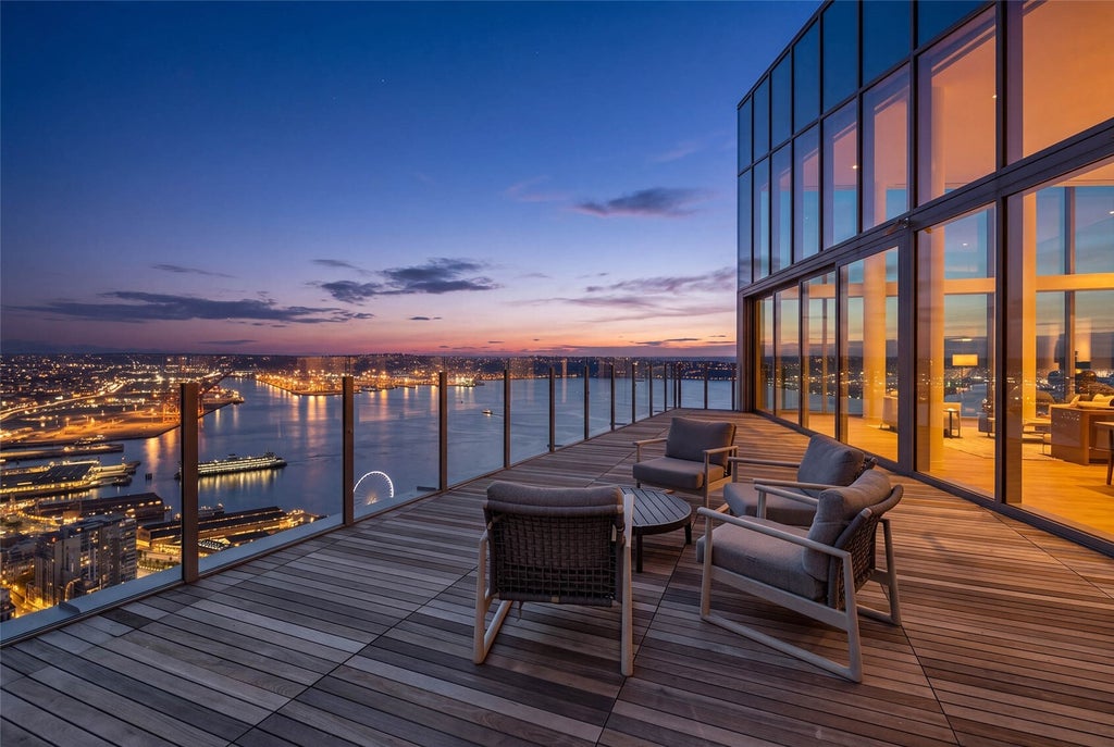 Photo of 121 Stewart Street #501, Seattle, WA 98101 (MLS # 2594867)
