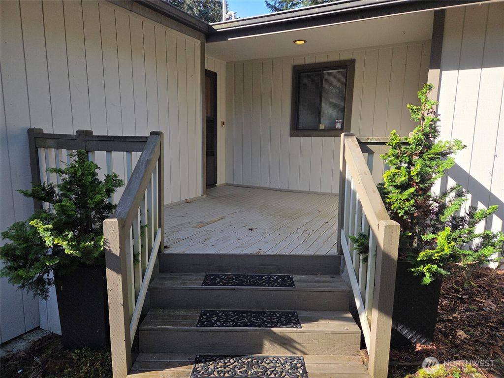 Photo of 4725 272nd Avenue NE, Redmond, WA 98053 (MLS # 2497069)