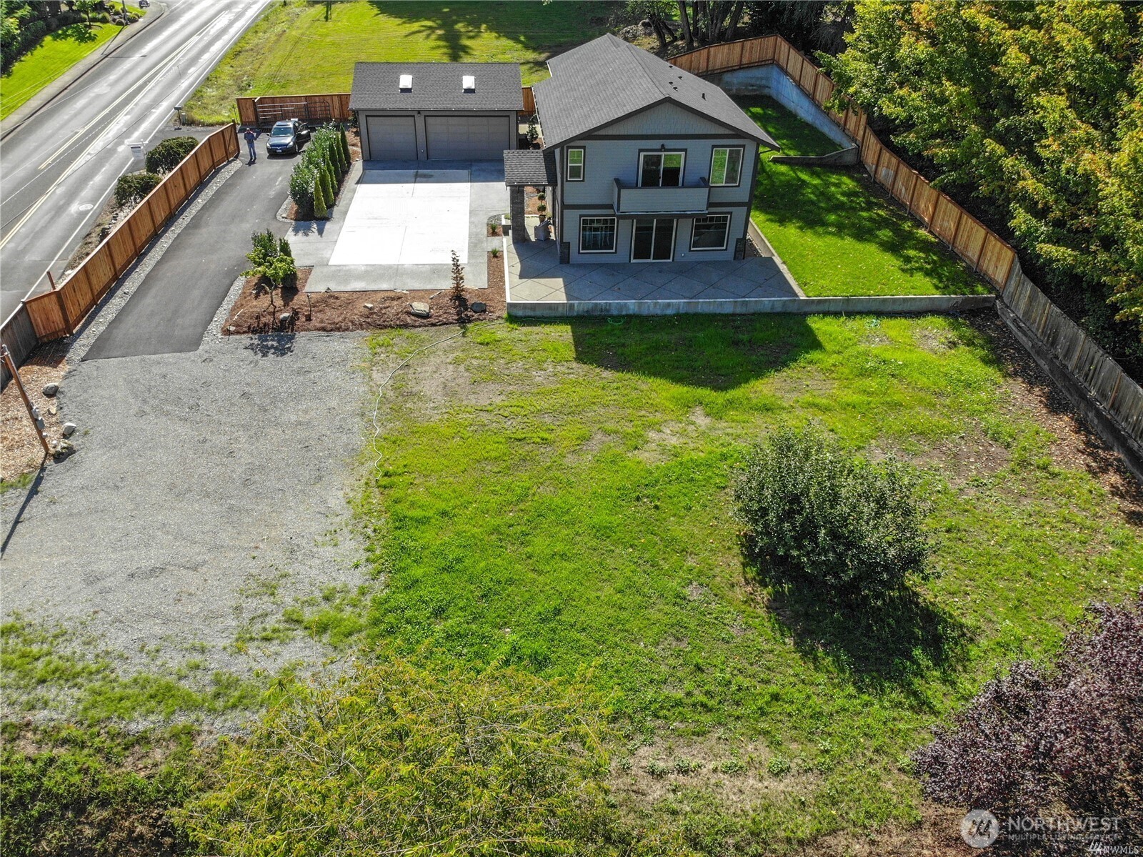 2502 9th Street SW
